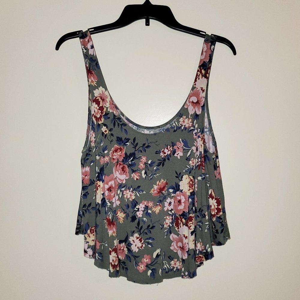 American Eagle Soft & Sexy Floral Crop Tank Top